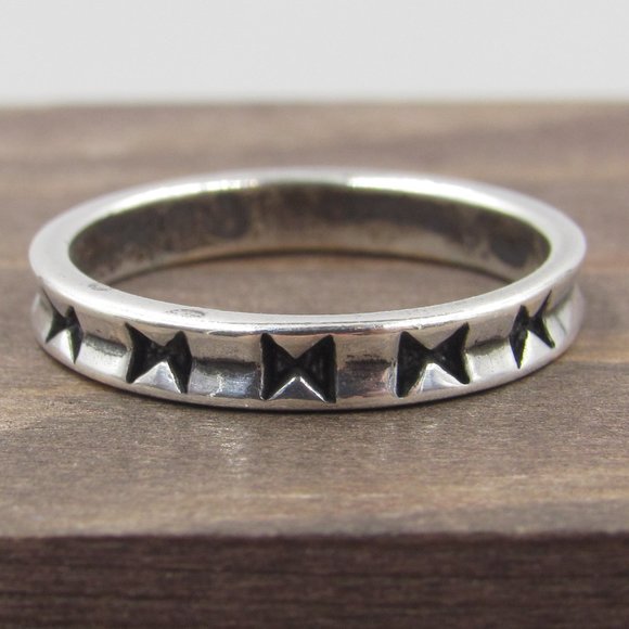 Jewelry - Size 5 Sterling Silver Unique Symbols Band Ring